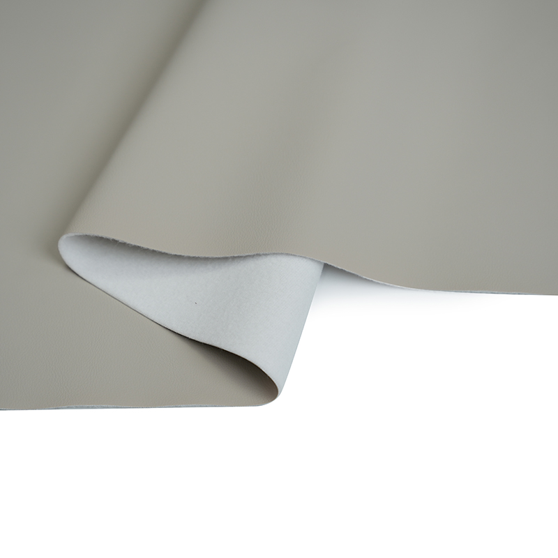 Piele netedă pentru canapea